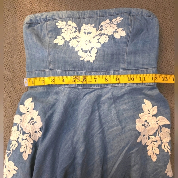 Abercrombie & Fitch Blue Strapless Dress with White Floral Design - Picture 7 of 8